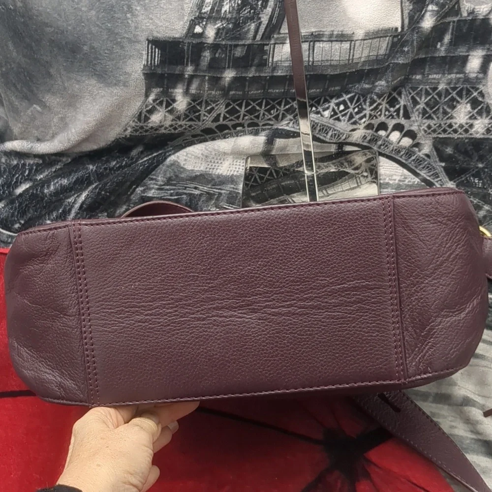 Mercer and Madison burgundy bag